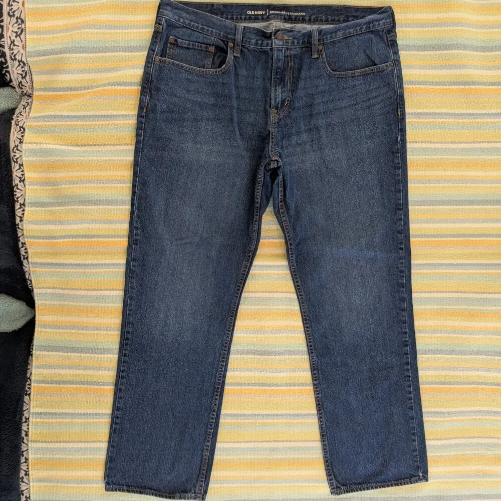 ⭐ Men's Old Navy Regular Jeans size 38 x 32